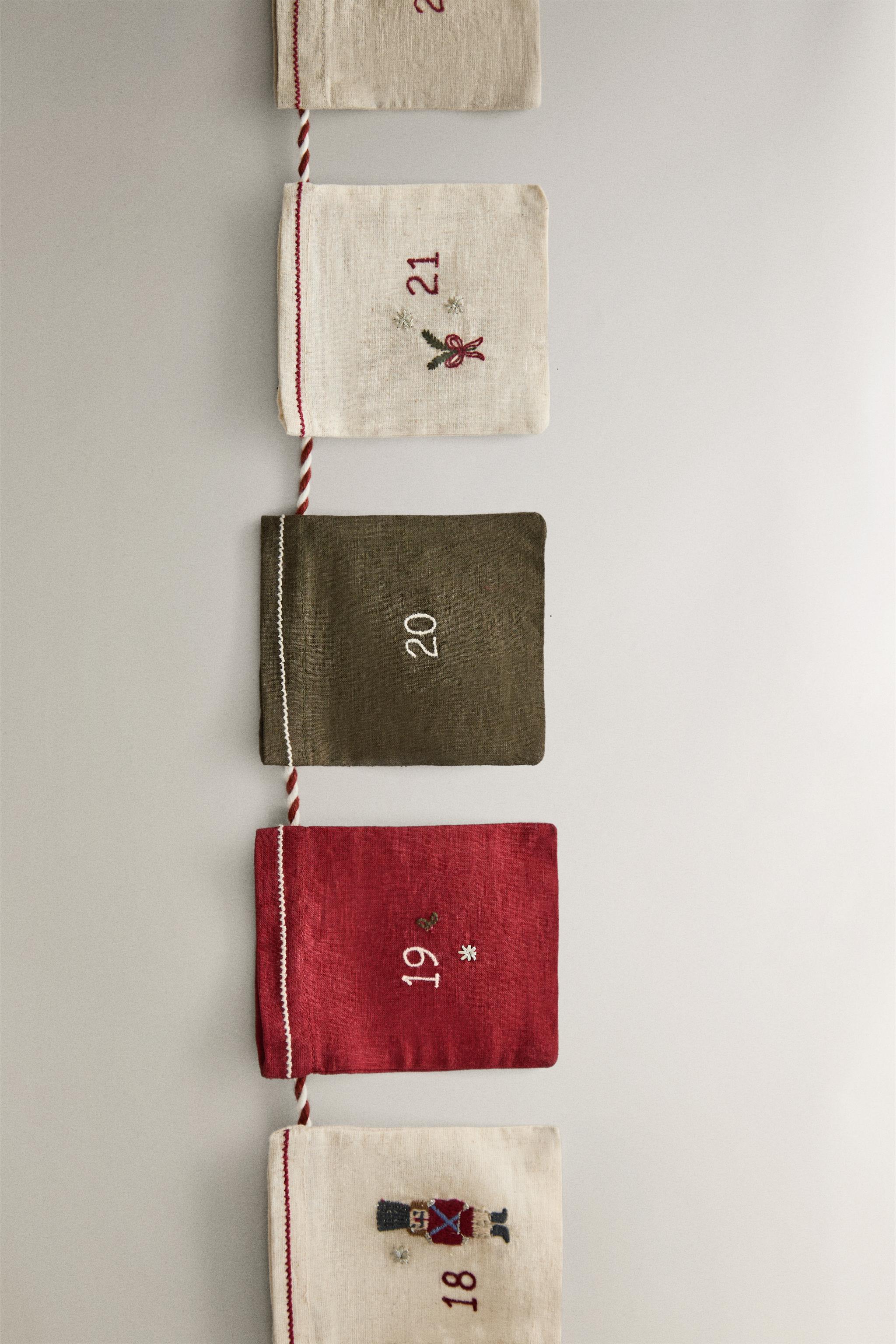 CHRISTMAS EMBROIDERED ADVENT CALENDAR GARLAND